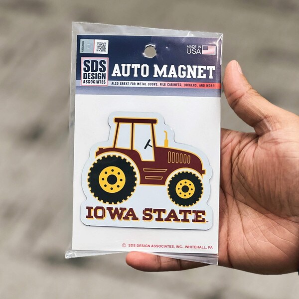 I-State Tractor Auto Magnet (3.5in x 3in)